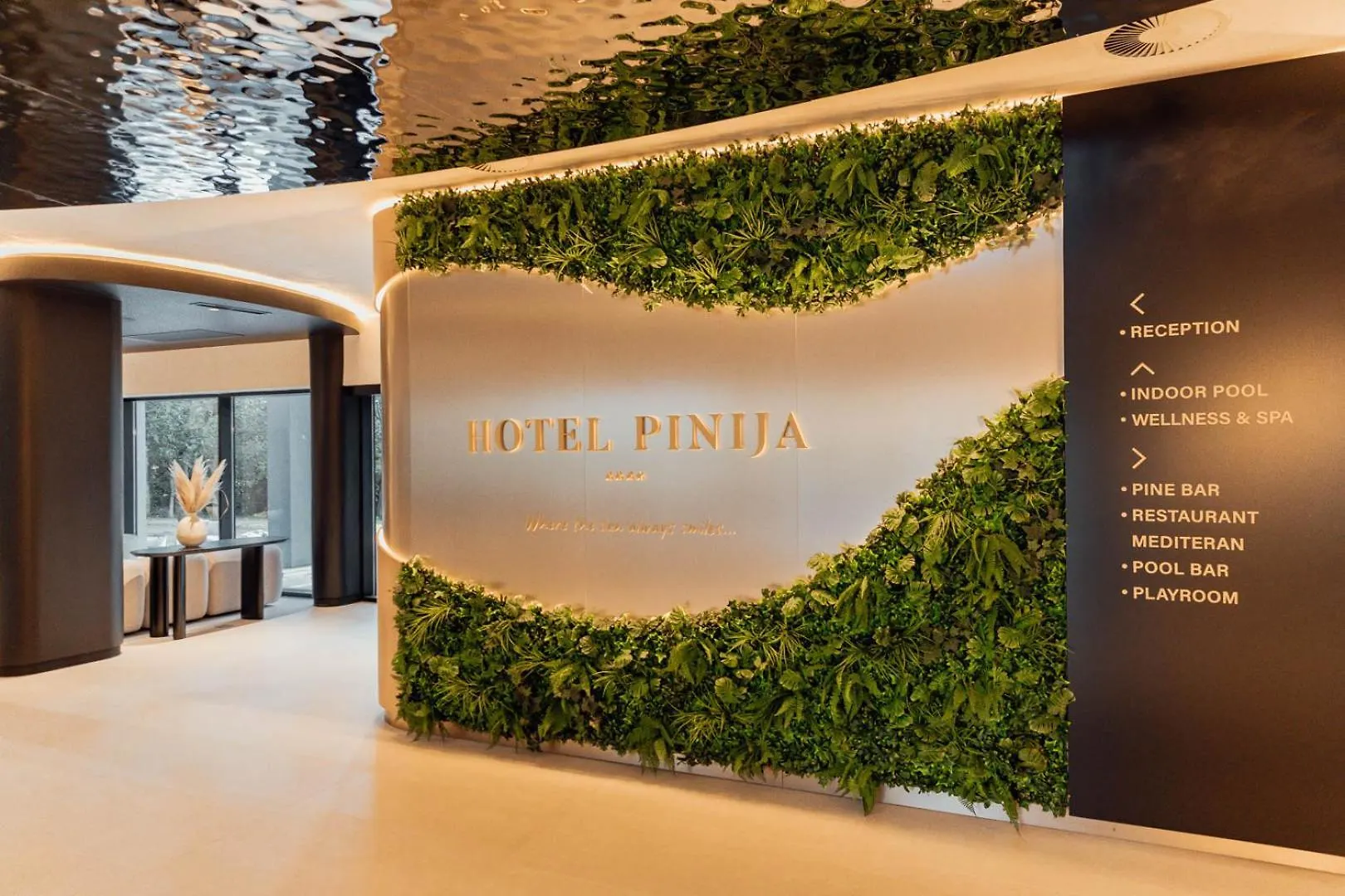 Hotel Pinija Petrcane 4*,